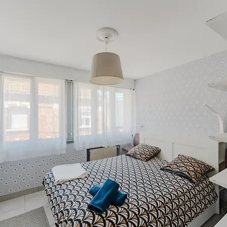 L'hospice, T3 Avec Terrasse, 10min De La Gare Appartement *